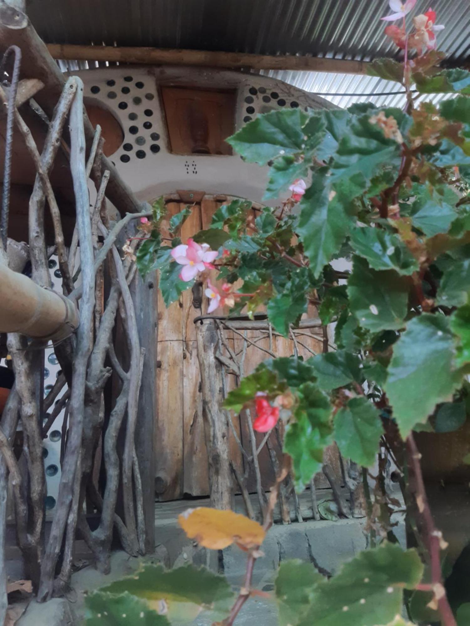 Earthship Atitlan Casa de hóspedes San Marcos La Laguna Exterior foto
